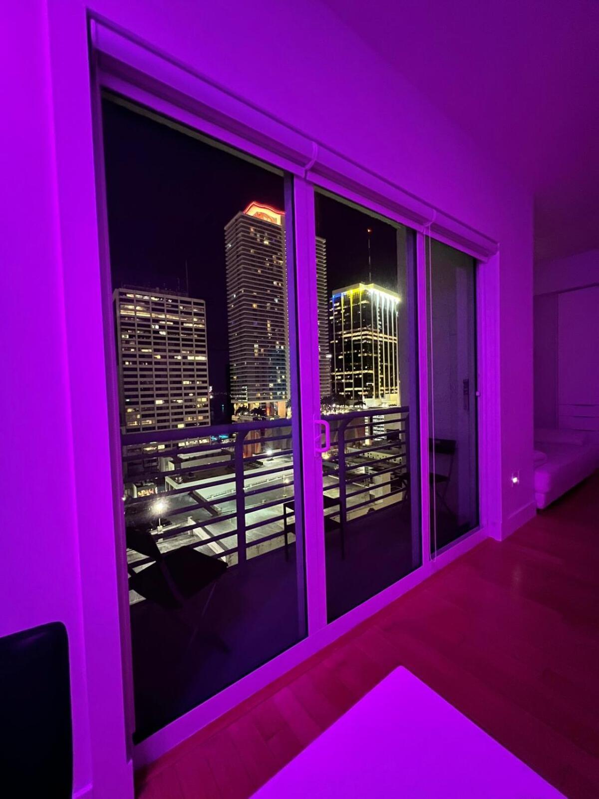 Fully Equipped Modern Loft In The Heart Of Apartment *