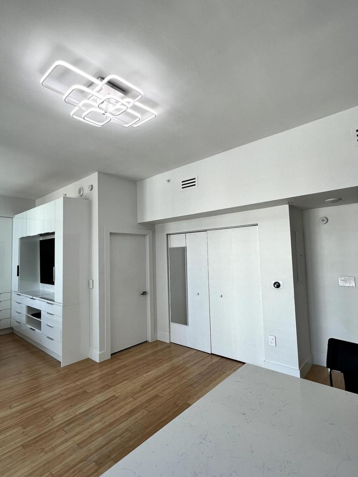 Fully Equipped Modern Loft In The Heart Of